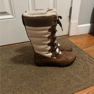 Women's Timberland Brown and Cream Winter Boots